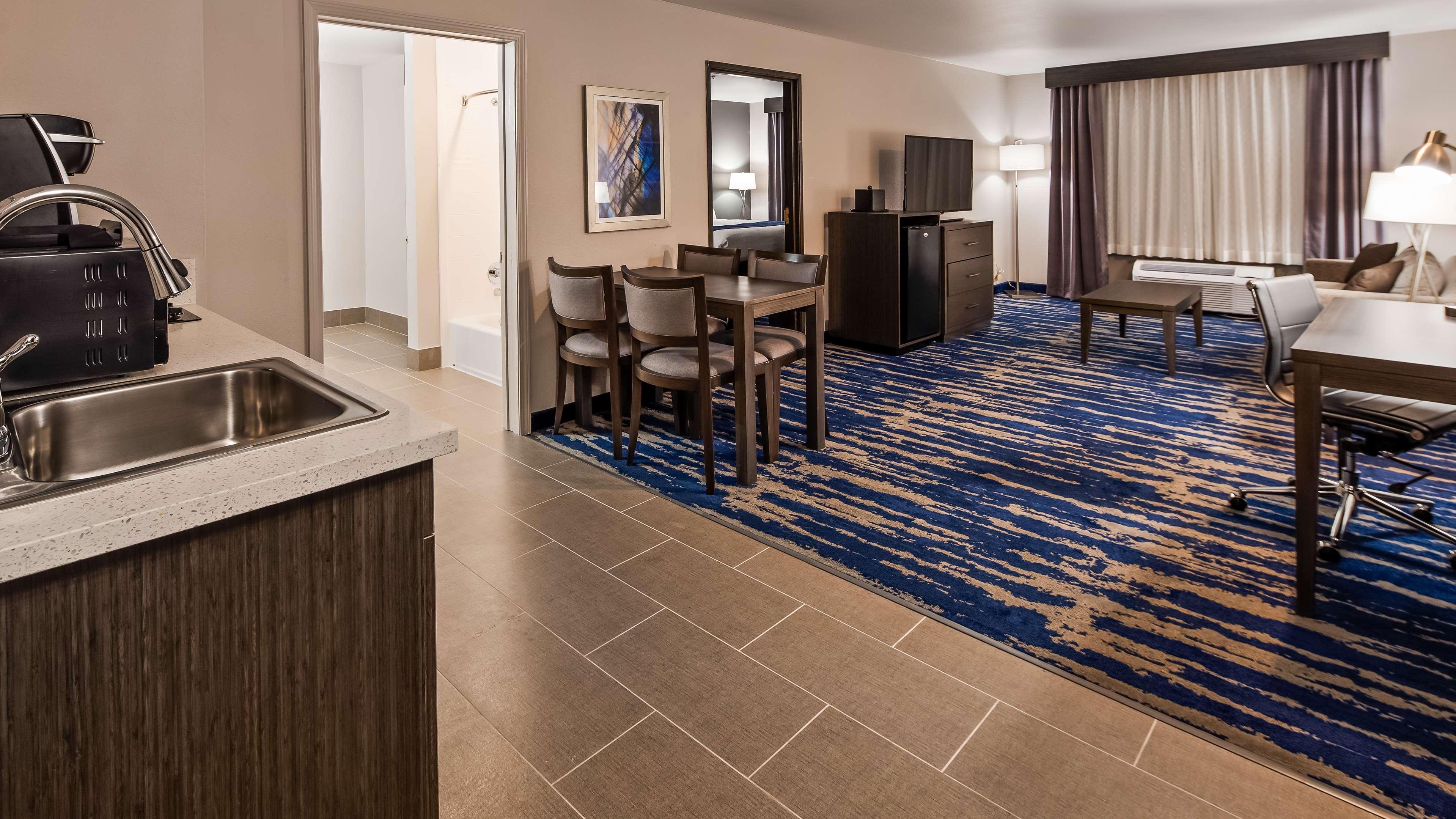 Best Western Plus Rama Inn & Suites Ла-Ґранд Екстер'єр фото